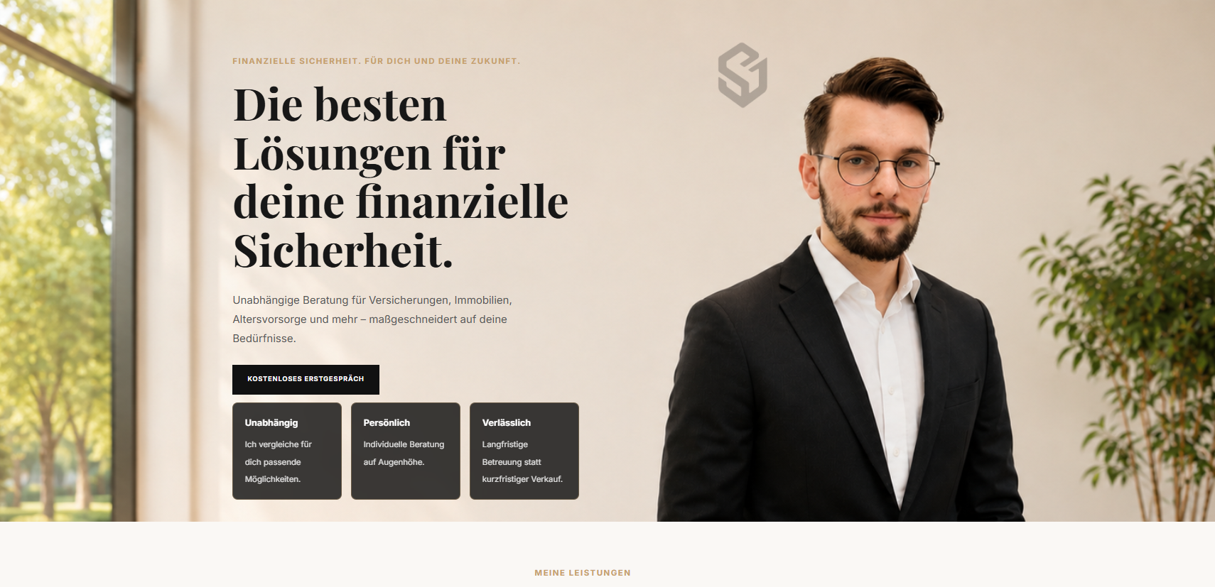 Financial services website template preview