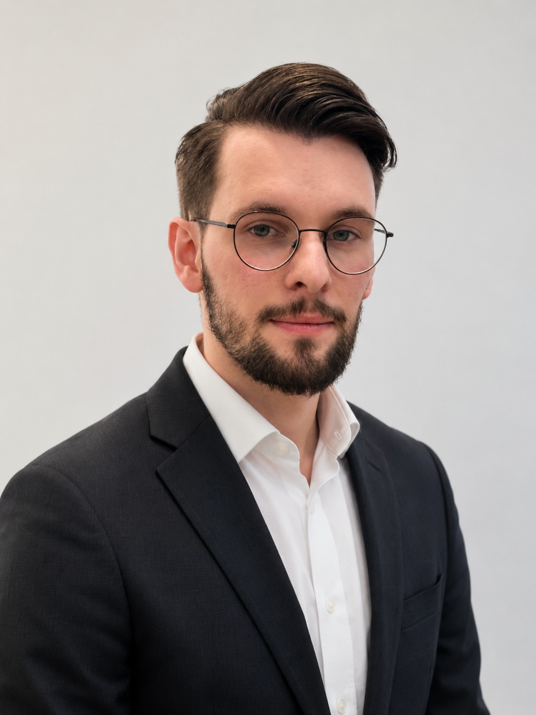Beispielbild eines professionellen Beratungsteams